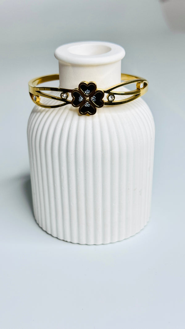 Elegant Gold Plated Bracelet with Black Heart Design